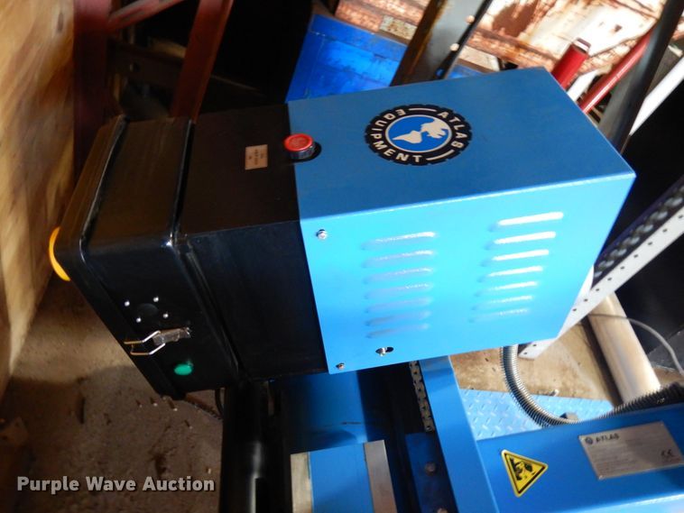 image for item IL9836 Atlas TTC-305  tire machine