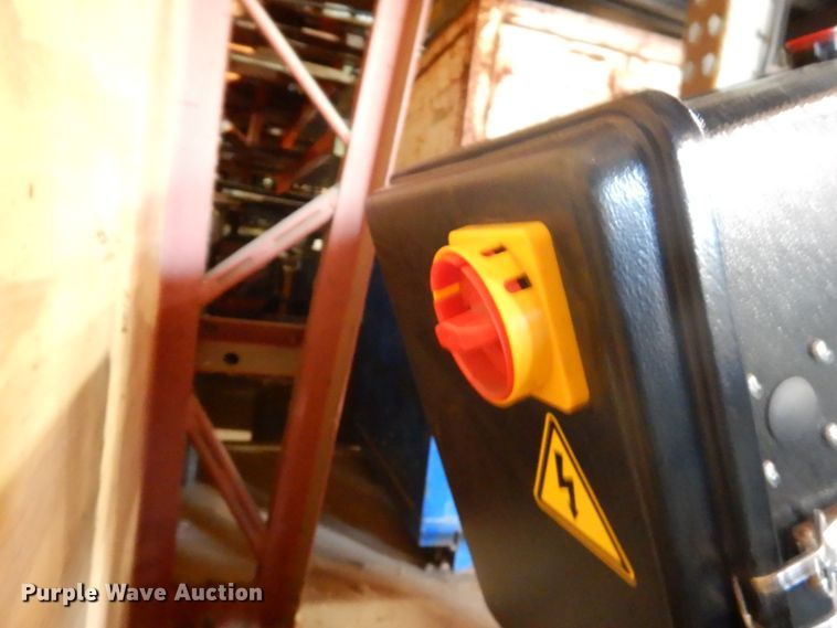 image for item IL9836 Atlas TTC-305  tire machine