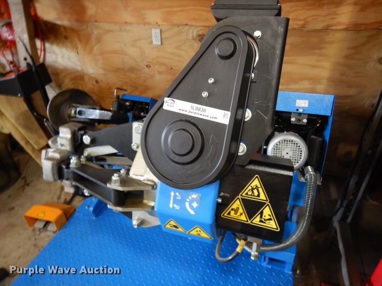 image for item IL9836 Atlas TTC-305  tire machine