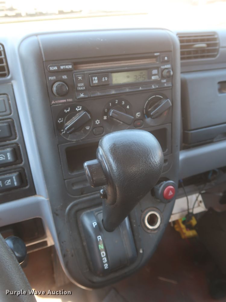 image for item IO9207 2010 Mitsubishi Fuso  sprayer truck