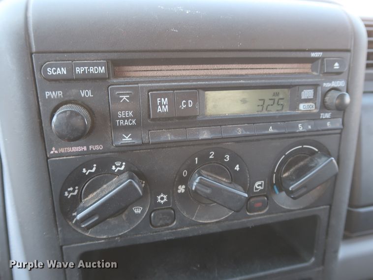 image for item IO9207 2010 Mitsubishi Fuso  sprayer truck