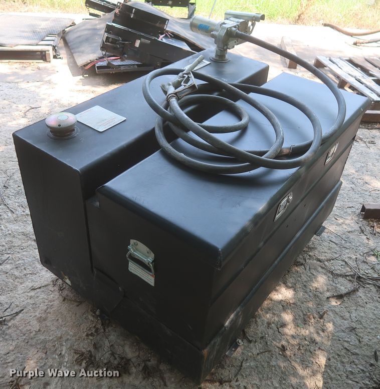 image for item IO9210 2018 DeeZee  toolbox fuel tank