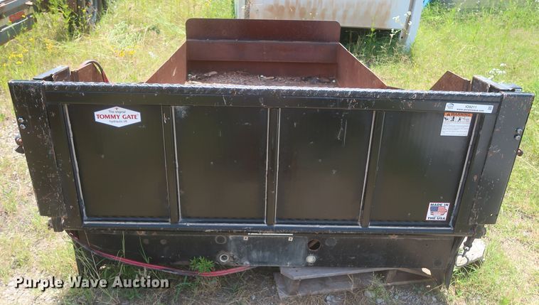 image for item IO9211 Tommy Gate  gate lift