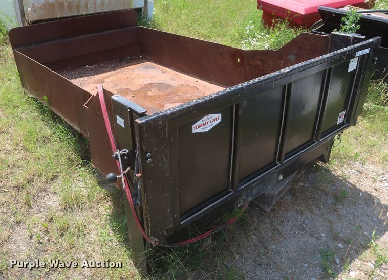 image for item IO9211 Tommy Gate  gate lift