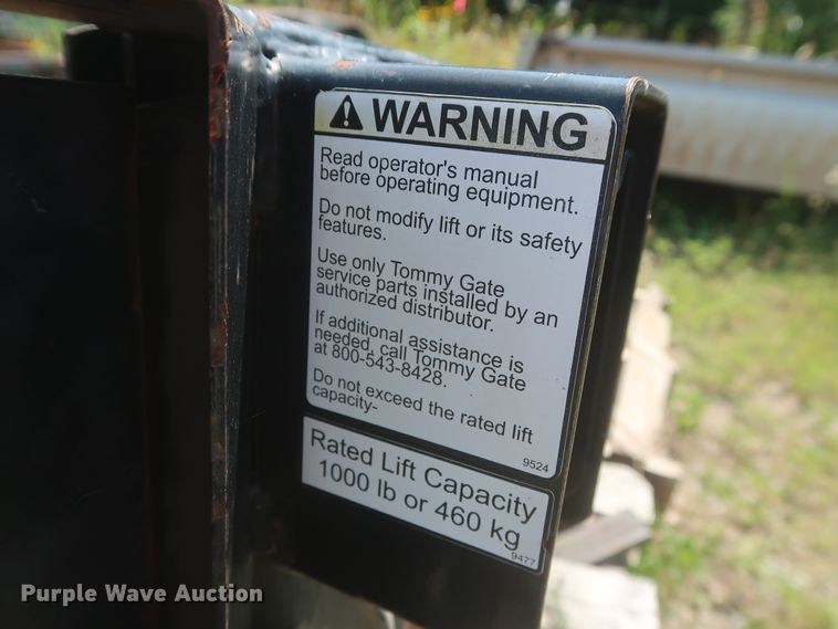 image for item IO9211 Tommy Gate  gate lift