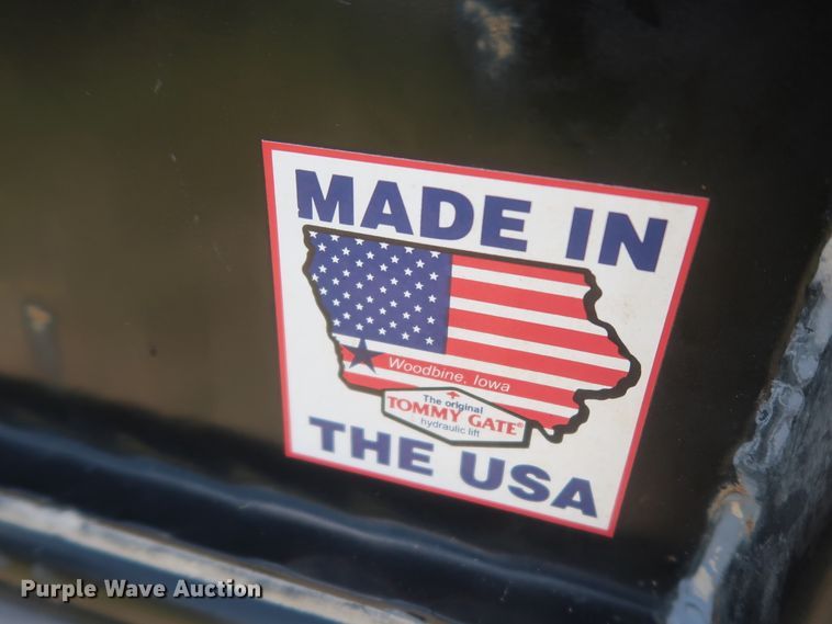 image for item IO9211 Tommy Gate  gate lift