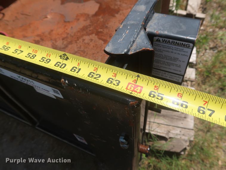 image for item IO9211 Tommy Gate  gate lift