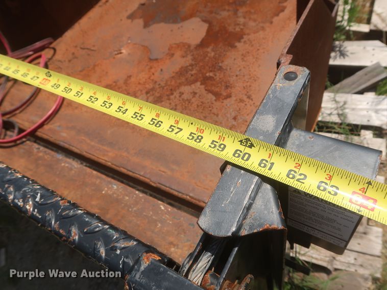 image for item IO9211 Tommy Gate  gate lift