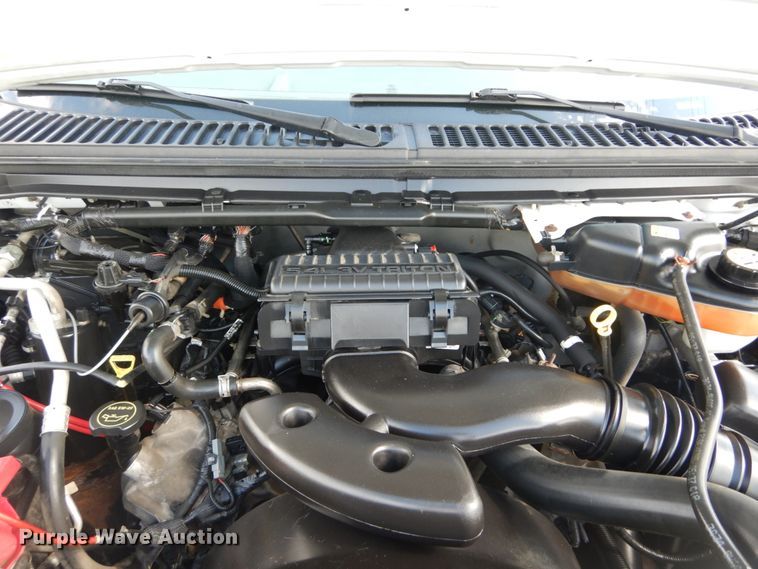 image for item IT9034 2005 Ford F250 Super Duty XL  SuperCab pickup truck