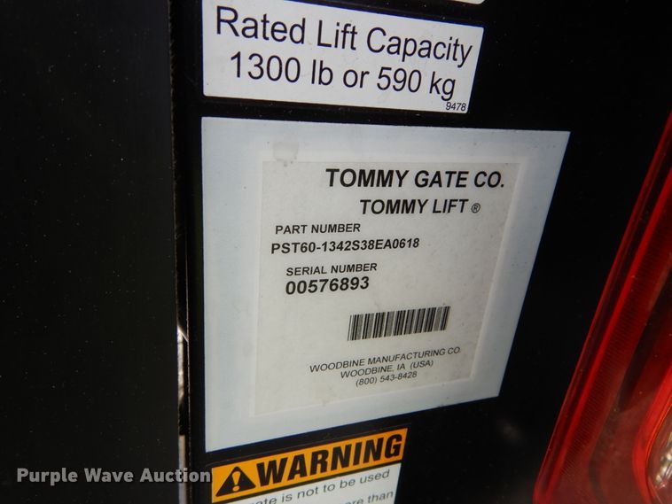 image for item IT9034 2005 Ford F250 Super Duty XL  SuperCab pickup truck