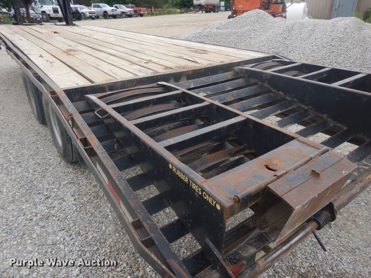image for item IT9135 2007 Trailerman  equipment trailer