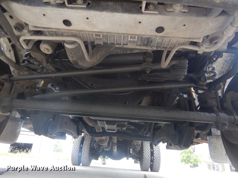 image for item IT9193 2006 Ford F450 Super Duty XL  flatbed truck