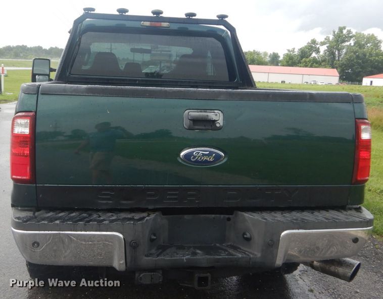 image for item IT9241 2008 Ford F250 Super Duty XLT  SuperCab pickup truck