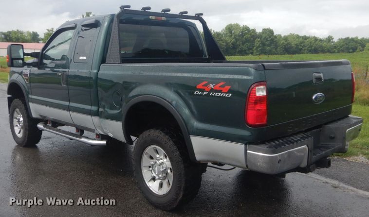 image for item IT9241 2008 Ford F250 Super Duty XLT  SuperCab pickup truck