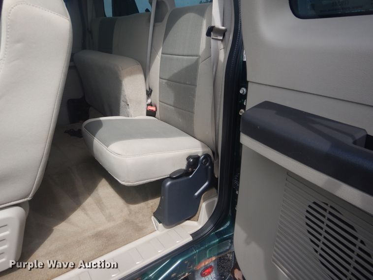 image for item IT9241 2008 Ford F250 Super Duty XLT  SuperCab pickup truck