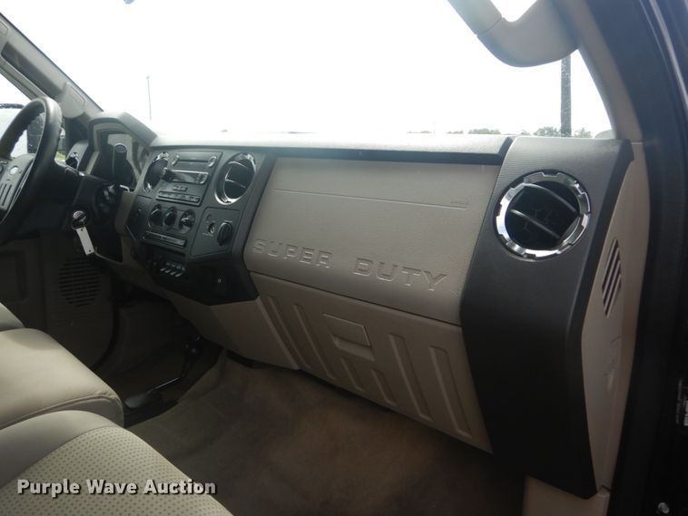 image for item IT9241 2008 Ford F250 Super Duty XLT  SuperCab pickup truck