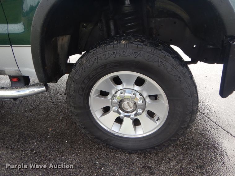 image for item IT9241 2008 Ford F250 Super Duty XLT  SuperCab pickup truck