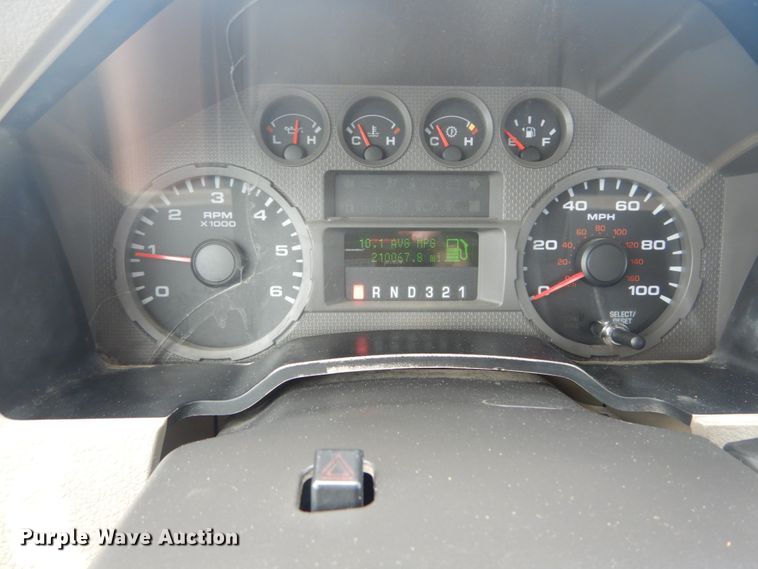 image for item IT9242 2008 Ford F250 Super Duty XL  SuperCab pickup truck