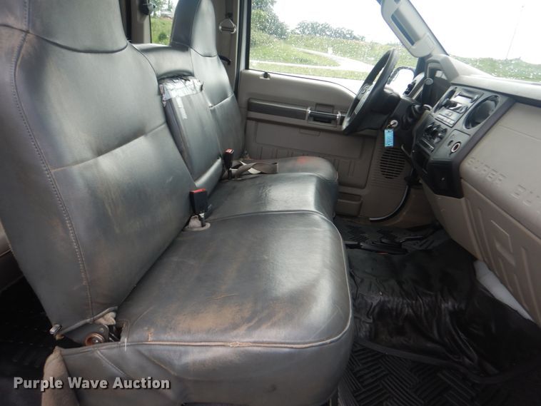 image for item IT9242 2008 Ford F250 Super Duty XL  SuperCab pickup truck