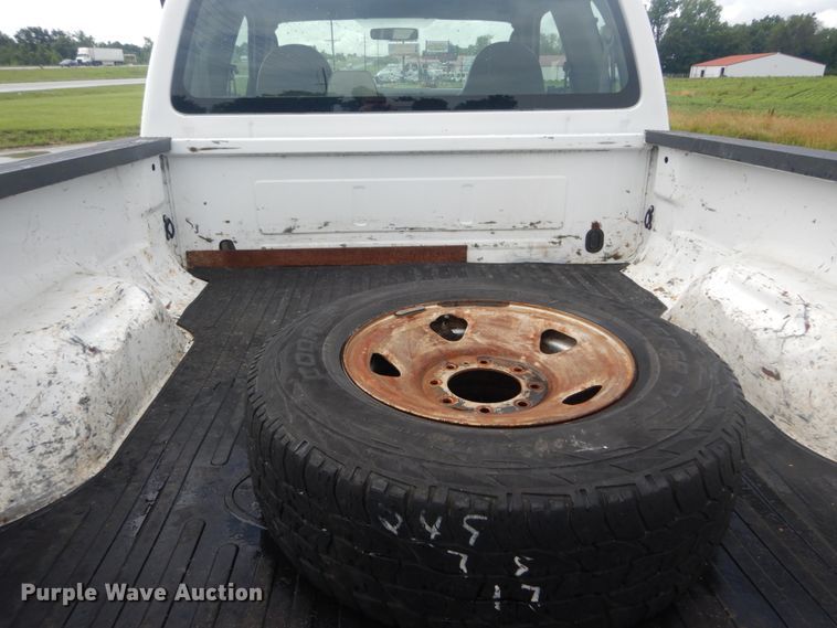 image for item IT9242 2008 Ford F250 Super Duty XL  SuperCab pickup truck