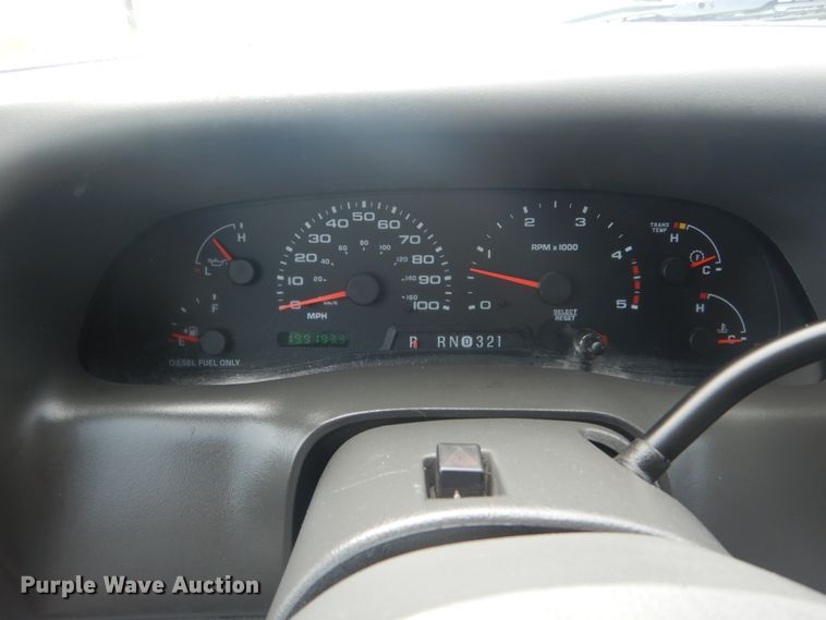 image for item IT9243 2004 Ford F250 Super Duty Lariat  SuperCab pickup truck