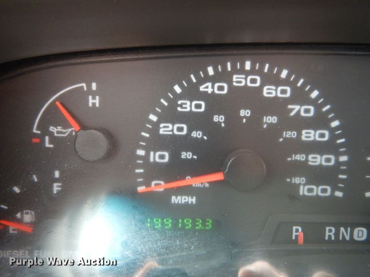 image for item IT9243 2004 Ford F250 Super Duty Lariat  SuperCab pickup truck