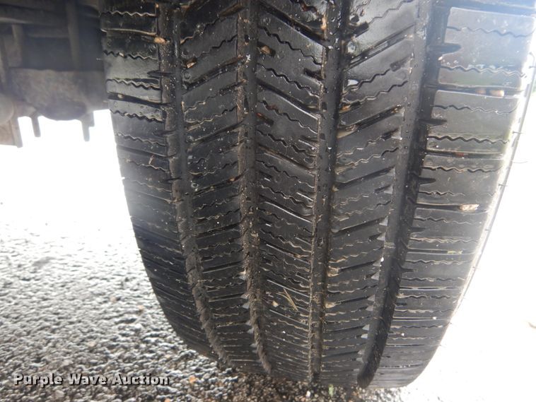 image for item IT9243 2004 Ford F250 Super Duty Lariat  SuperCab pickup truck