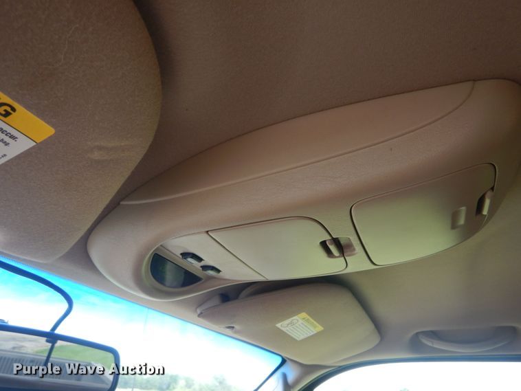 image for item IT9244 2003 Ford F350 Super Duty Lariat  Crew Cab pickup truck