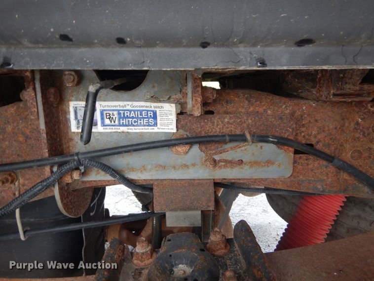 image for item IT9244 2003 Ford F350 Super Duty Lariat  Crew Cab pickup truck