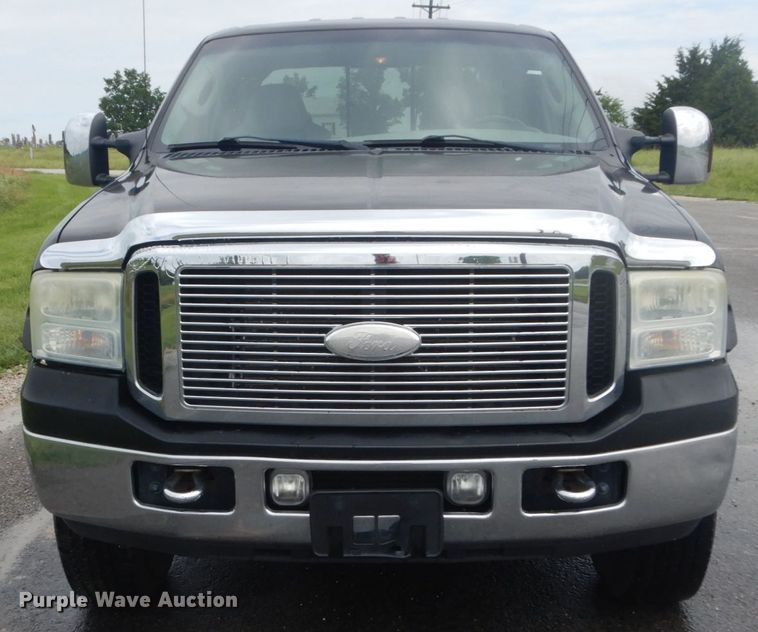 image for item IT9245 2007 Ford F350 Super Duty Lariat  Crew Cab pickup truck
