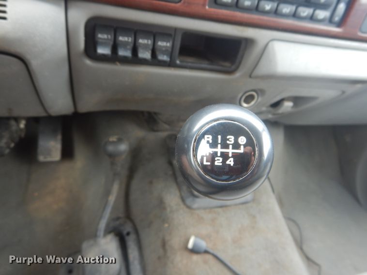 image for item IT9245 2007 Ford F350 Super Duty Lariat  Crew Cab pickup truck