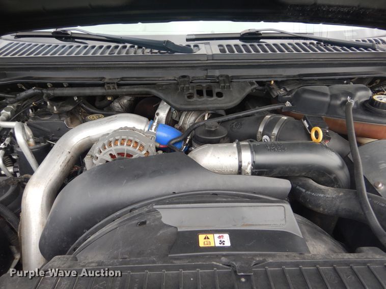 image for item IT9245 2007 Ford F350 Super Duty Lariat  Crew Cab pickup truck