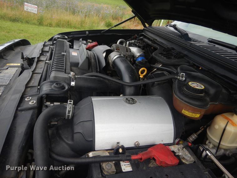 image for item IT9245 2007 Ford F350 Super Duty Lariat  Crew Cab pickup truck