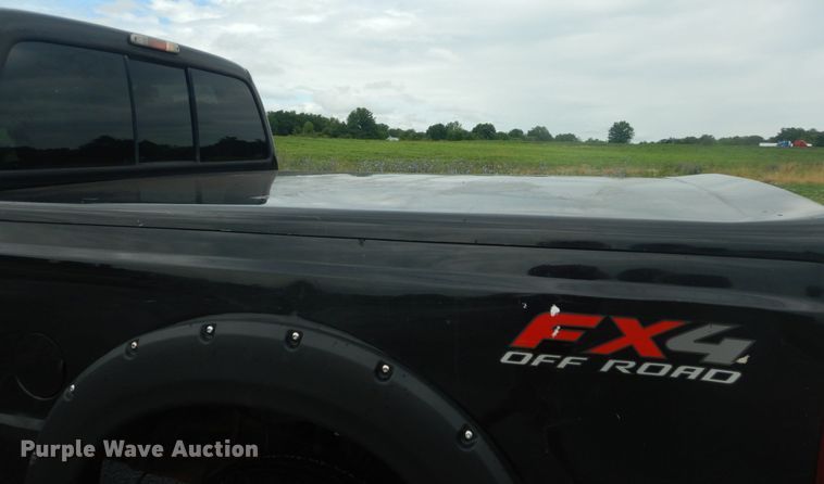 image for item IT9245 2007 Ford F350 Super Duty Lariat  Crew Cab pickup truck