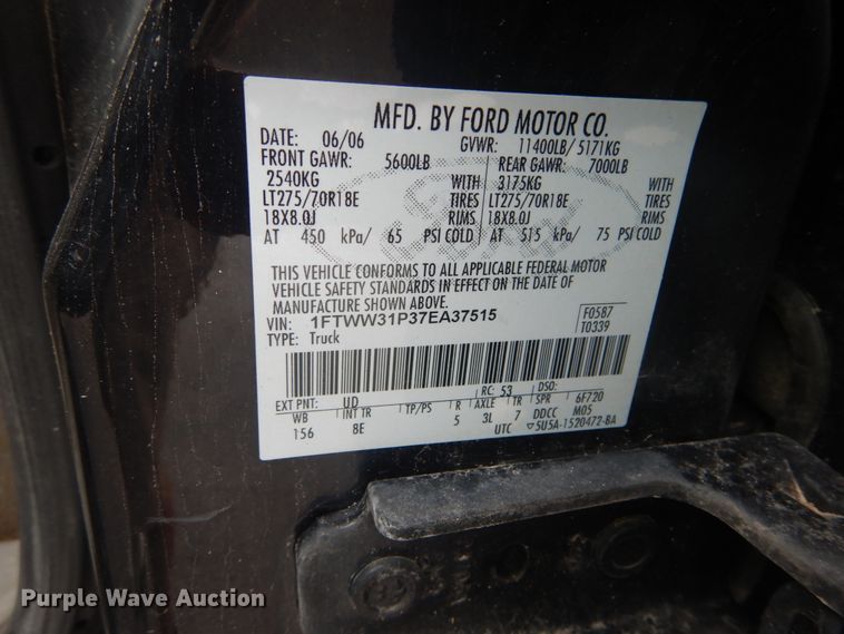 image for item IT9245 2007 Ford F350 Super Duty Lariat  Crew Cab pickup truck