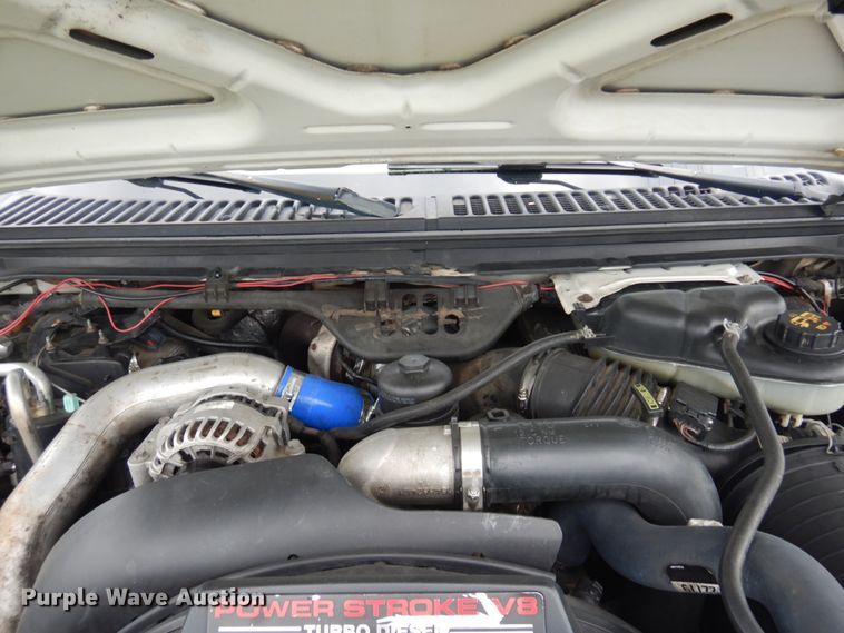 image for item IT9246 2006 Ford F350 Super Duty Lariat  Crew Cab pickup truck