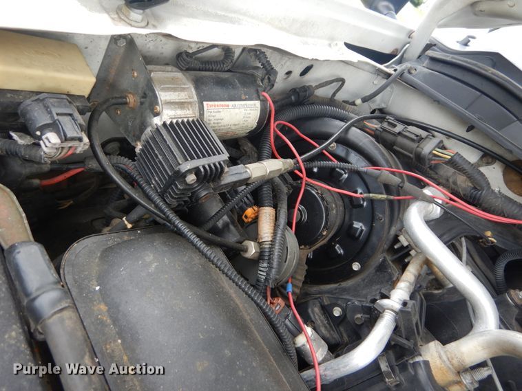 image for item IT9246 2006 Ford F350 Super Duty Lariat  Crew Cab pickup truck