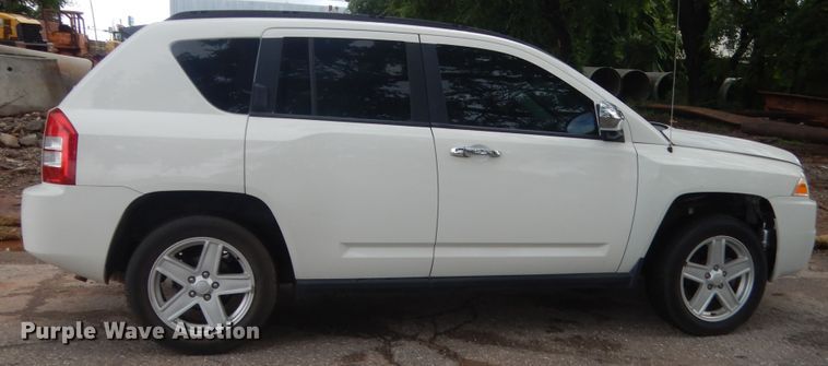 image for item IT9537 2007 Jeep Compass  SUV