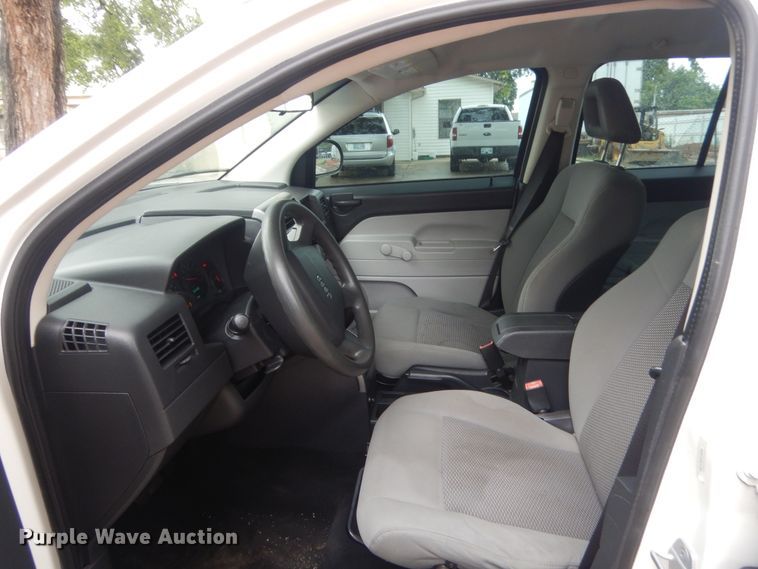 image for item IT9537 2007 Jeep Compass  SUV