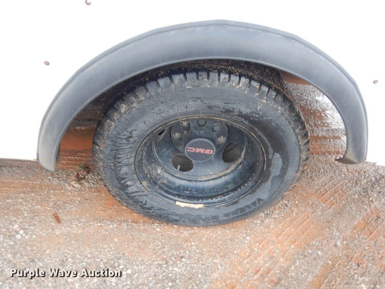 image for item IT9551 2000 Chevrolet Express 3500  school bus