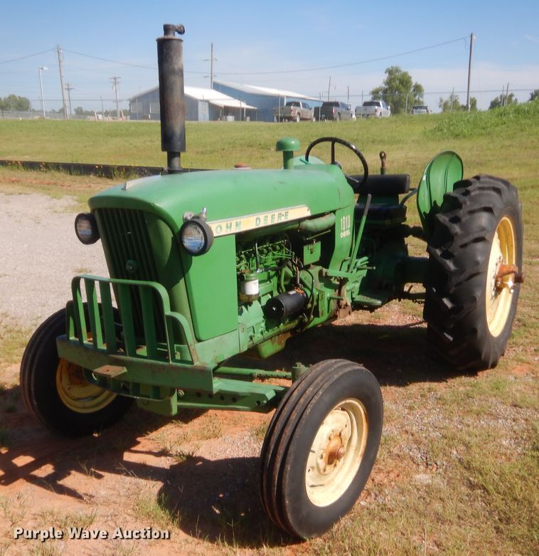 image for item IT9615 1964 John Deere 1010  tractor