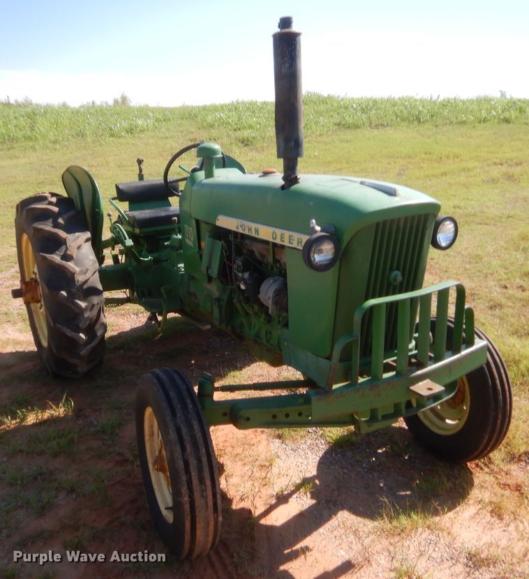 image for item IT9615 1964 John Deere 1010  tractor