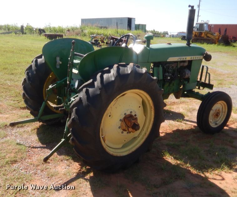image for item IT9615 1964 John Deere 1010  tractor