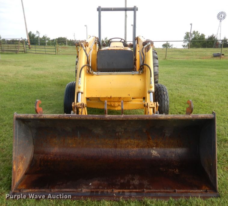 image for item IT9673 New Holland 545D  landscape tractor