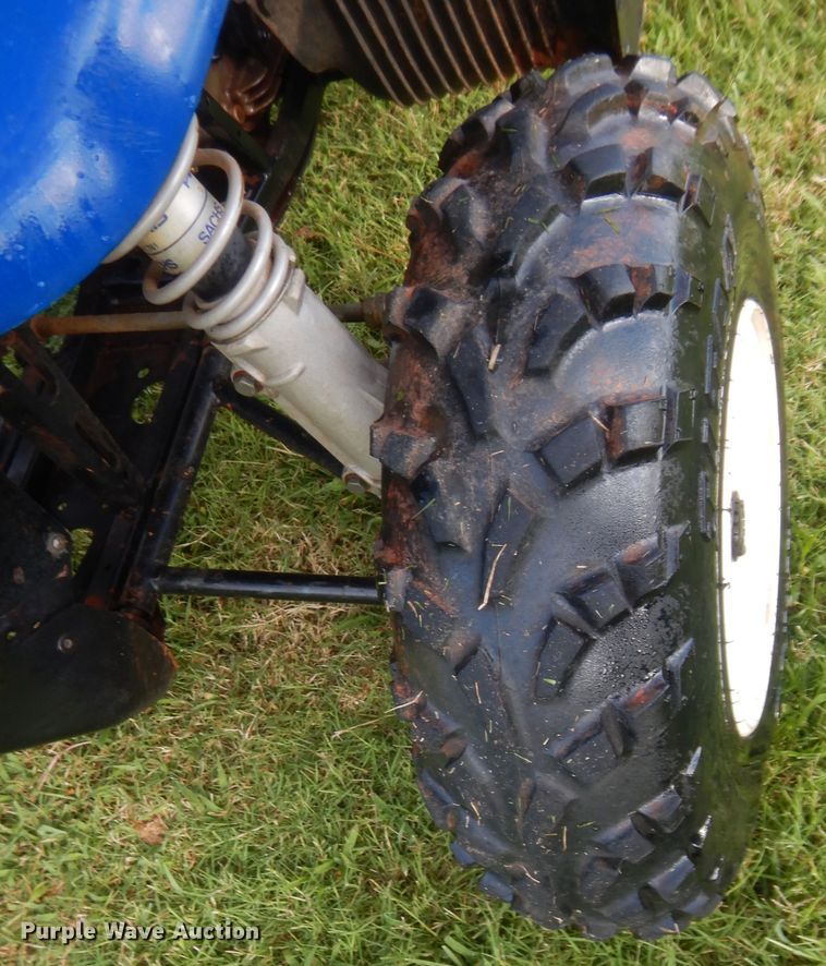 image for item IT9674 2002 Polaris Trail Boss 325  atv