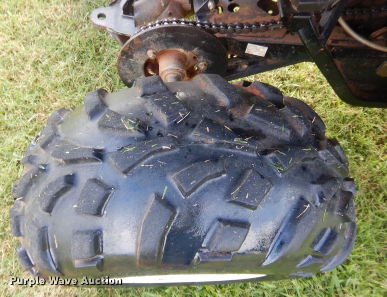 image for item IT9674 2002 Polaris Trail Boss 325  atv