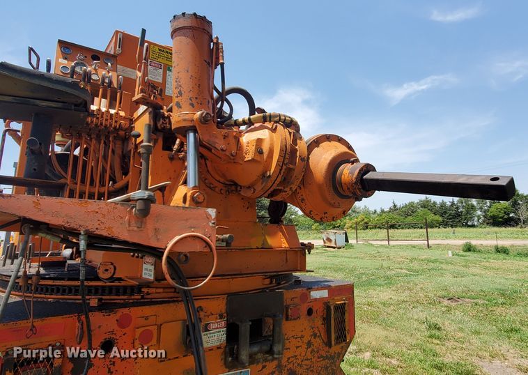 image for item IT9795 Texoma 330 15DD  pressure digger bed