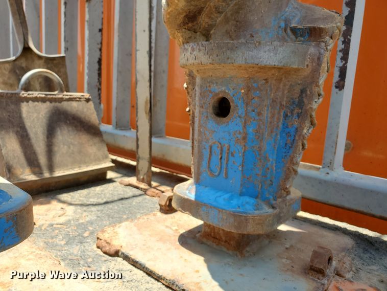 image for item IT9795 Texoma 330 15DD  pressure digger bed