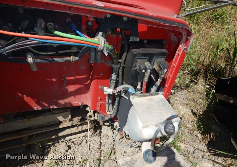 image for item IW9800 1995 Kenworth T800  truck cab and chassis