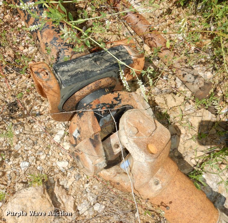 image for item IW9800 1995 Kenworth T800  truck cab and chassis